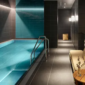4* Aparthotel Adina